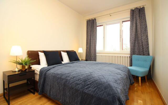 Отель Tallinn City Apartments 2 bedroom Эстония, Таллин - отзывы, цены и фото номеров - забронировать отель Tallinn City Apartments 2 bedroom онлайн комната для гостей