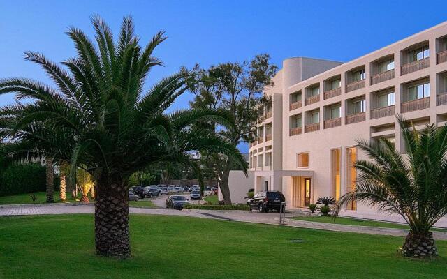 Plaza Resort Hotel вид на фасад