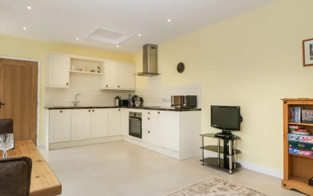 Long Batch Cottage