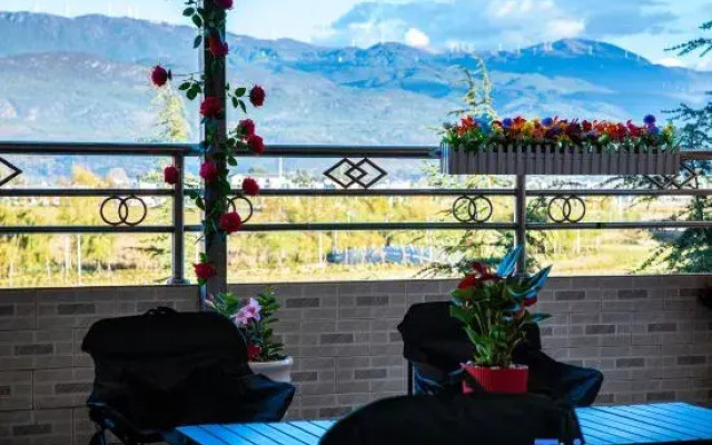 Youbai · Smart Luxury Vacation Homestay (Jianchuan Ancient Town)