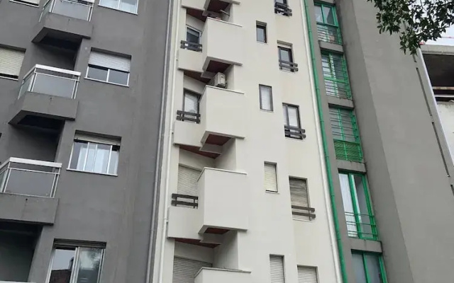 Porto Haven - Downtown by the Metro
