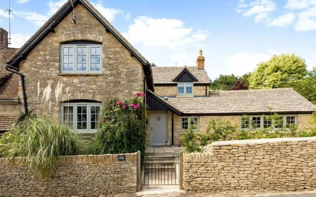 Elegant Victorian Conversion in Oxfordshire