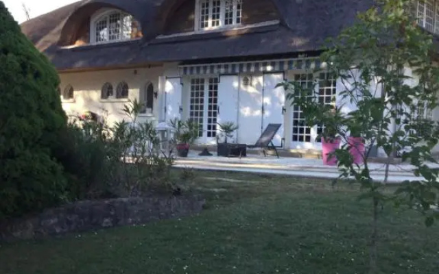 La Belle Chaumière