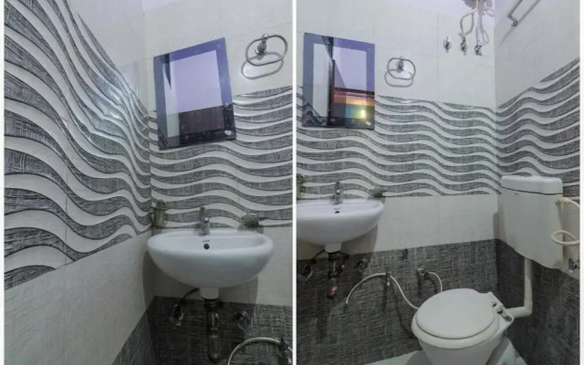 OYO Flagship 80515 Hotel Shivam Palace