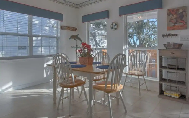 Eagles Tide by Meyer Vacation Rentals