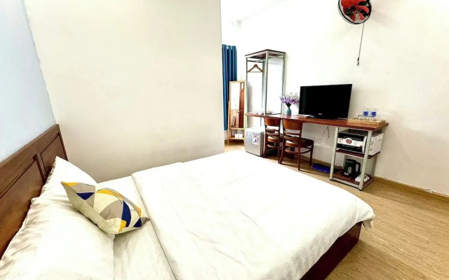 Huyen Home