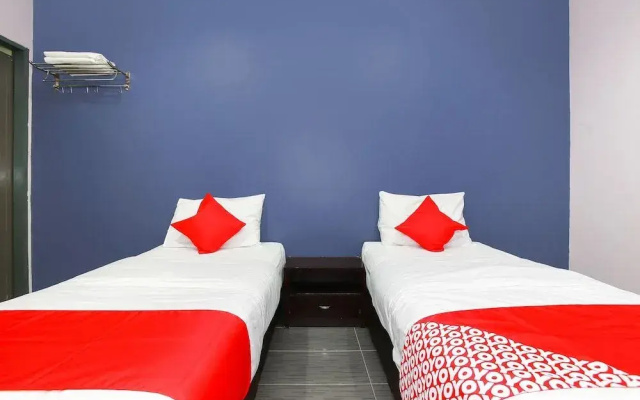 OYO 89332 DE Hotel
