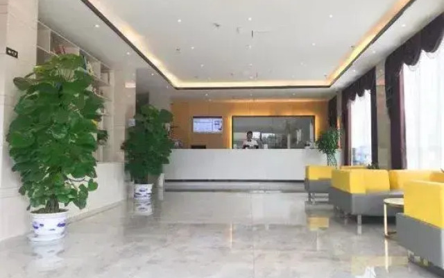 GreenTree Zhixuan Hotel (Yingtan Yujiang Railway Station)