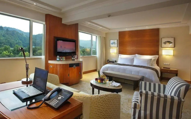 The Dragon Hotel Hangzhou