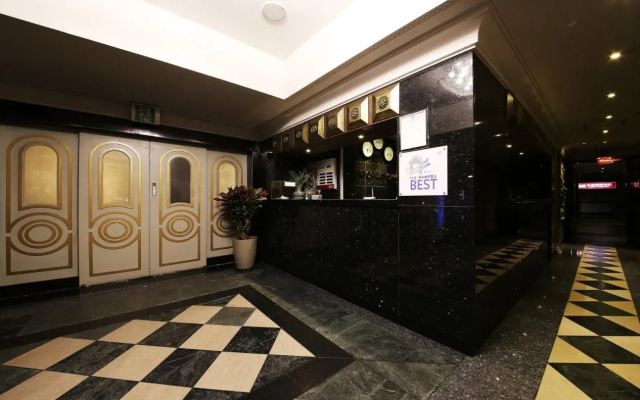 Valentine Hotel