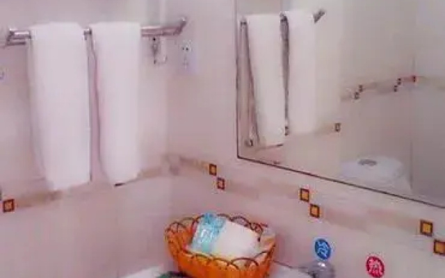 Junyi Hotel Apartments Luoyang Wanguo Yinzuo Branch
