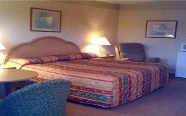 Relax Inn Lewisburg