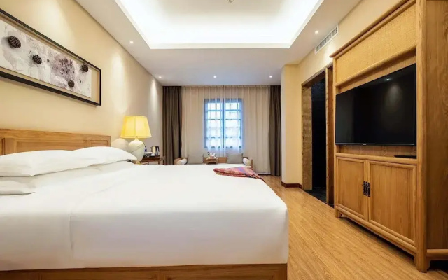 No.3 Garden Hotel