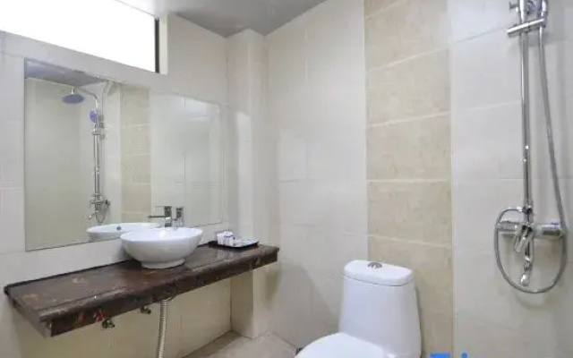 Chenghang Hotel