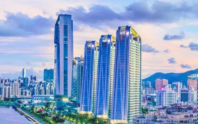 Qingmai S Seaview Hotel, Gongbei Lovers Road, Zhuhai