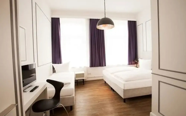 Centro Hotel Boutique 56