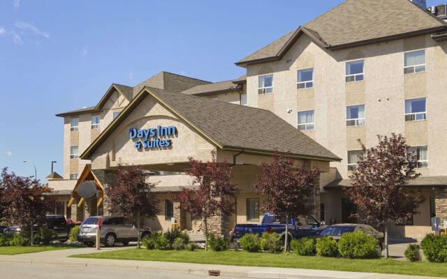 Отель Days Inn & Suites West Edmonton вид на фасад