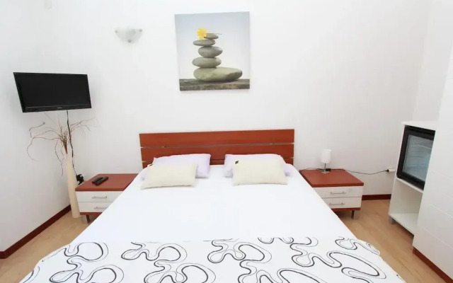 Rooms and Apartment Luana