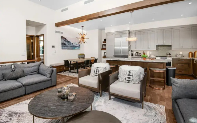 13 Waterfront Way 4 Bedroom Home