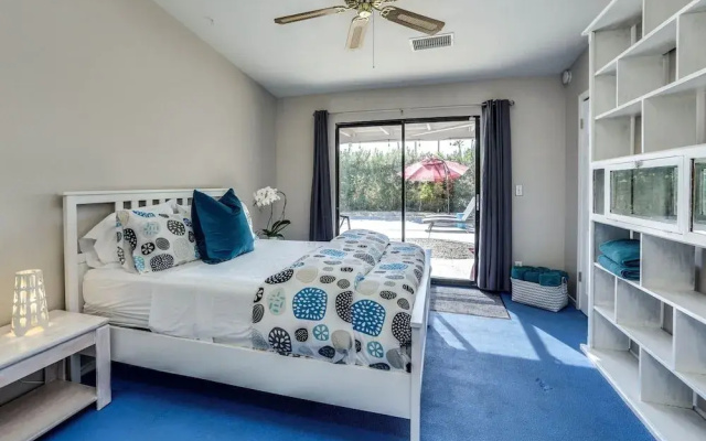 Poolside Living 4 Bedroom Home by Redawning
