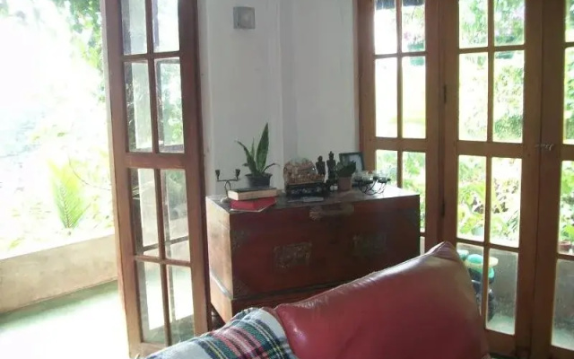 Yoho Eagle Rest Homestay