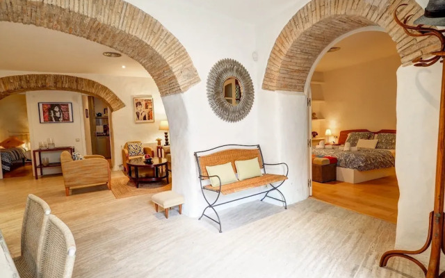 Casa Cava