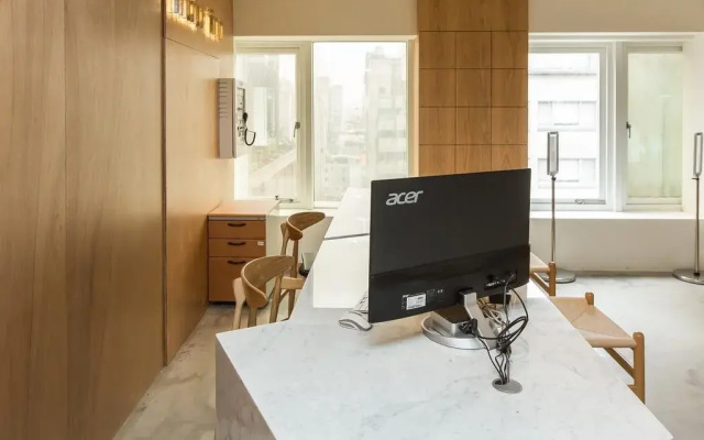 Muiu Inn Capsule Hotel