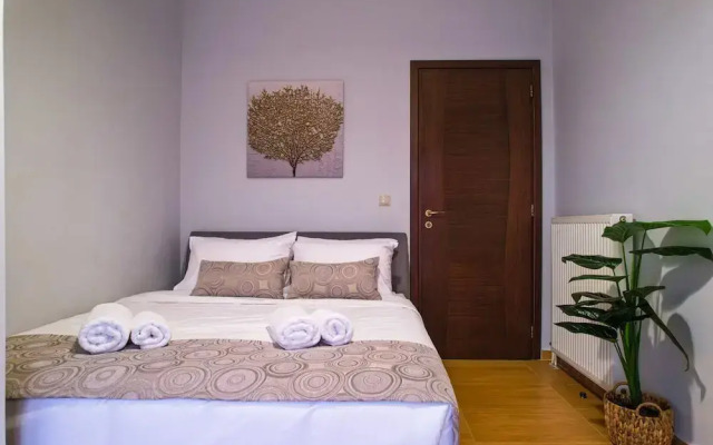 Villa Aitheras With sea Views and Garden