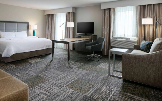 Hampton Inn & Suites Hudson