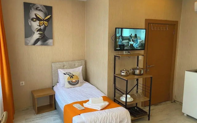 Aura Hotel