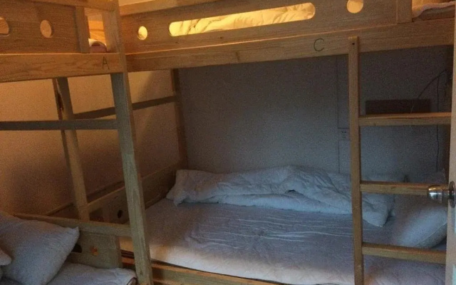 Dengba Hostel Kunming Branch