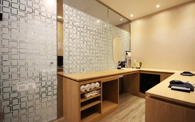 Ulsan Seongnam-Dong Hotel Marr