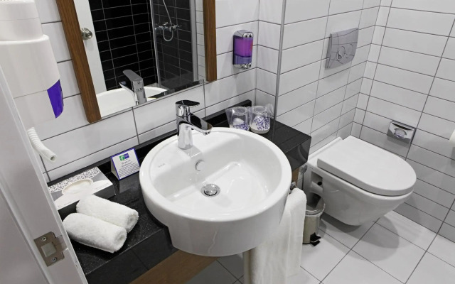 Holiday Inn Express Manisa - West