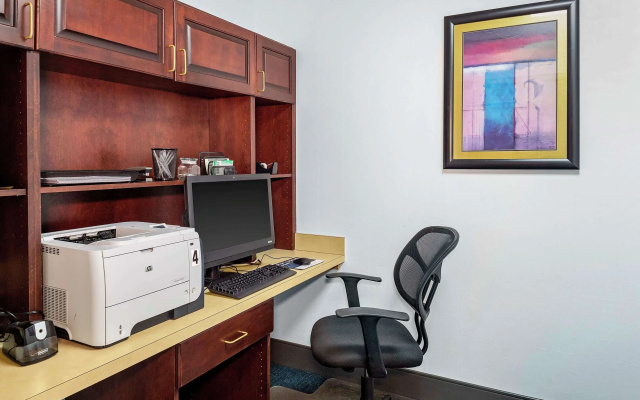 Hampton Inn Atlanta Fairburn