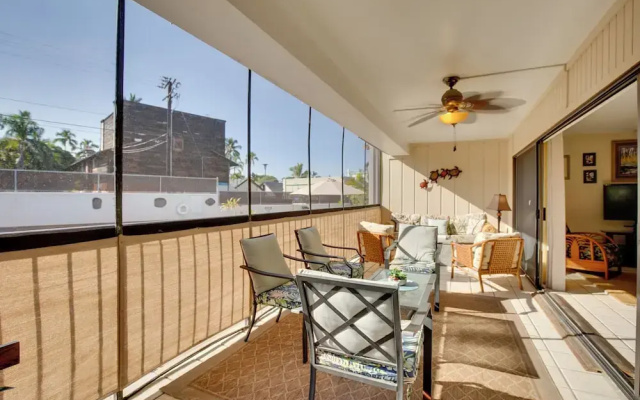 Centrally Located Kailua-kona Condo w/ Lanai!