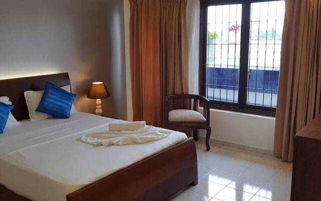 Harbour Winds Hotel вид на фасад