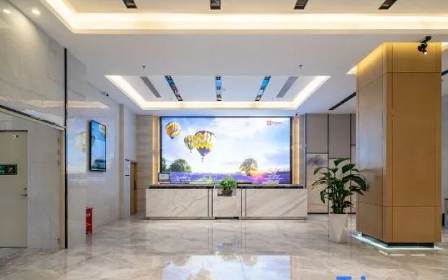 Yahao Garden Hotel (Shenzhen Songgang Metro Station)