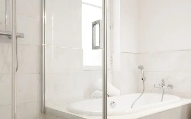 Private Apartment Marais Francs Bourgeois
