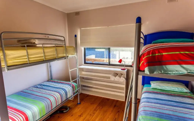 Antechamber Bay Retreats