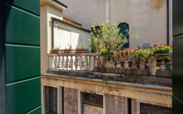 Herion Palace Apt 2 by Wonderful Italy