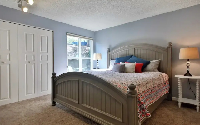 Beachfront Condo - Mutiny Bay by Avantstay Views