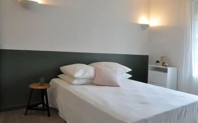 Near Saint Charles - 78m2 Entirely Renovated