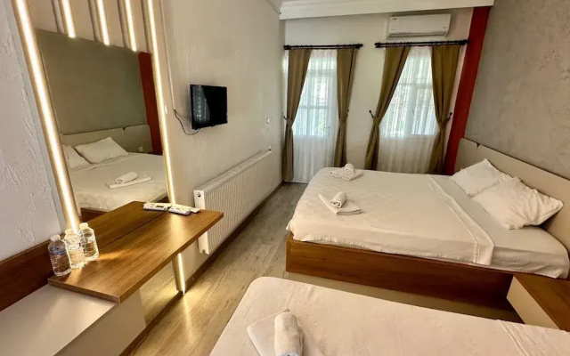 Alasonya Otel Alacati by Lamira