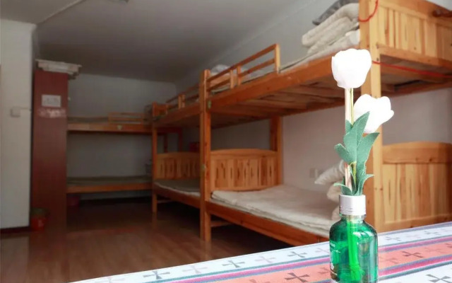 Xining Yushu Zangjia Hostel