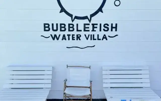 Bubblefish Water Villa