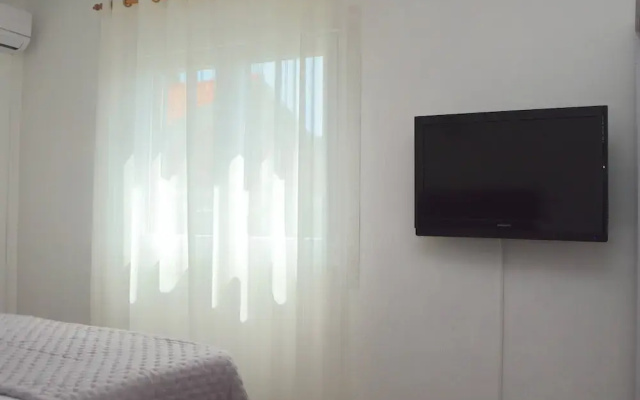 Charming Apartment Venilia Green