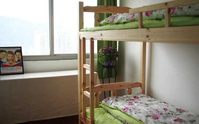 Zhuhai Chuntian Huahua Youth Hostel