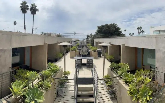 14 West Hotel