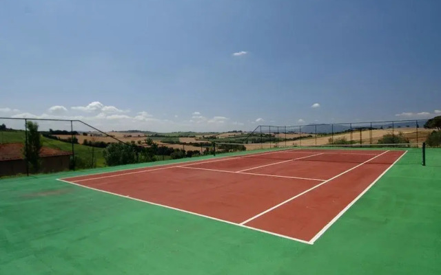 La Contea