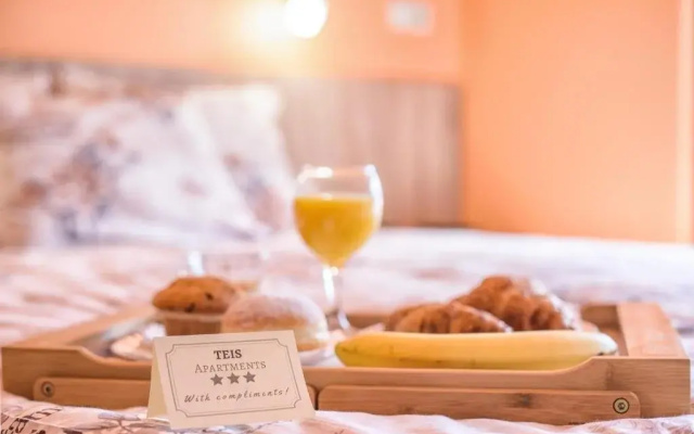 Teis Apartments